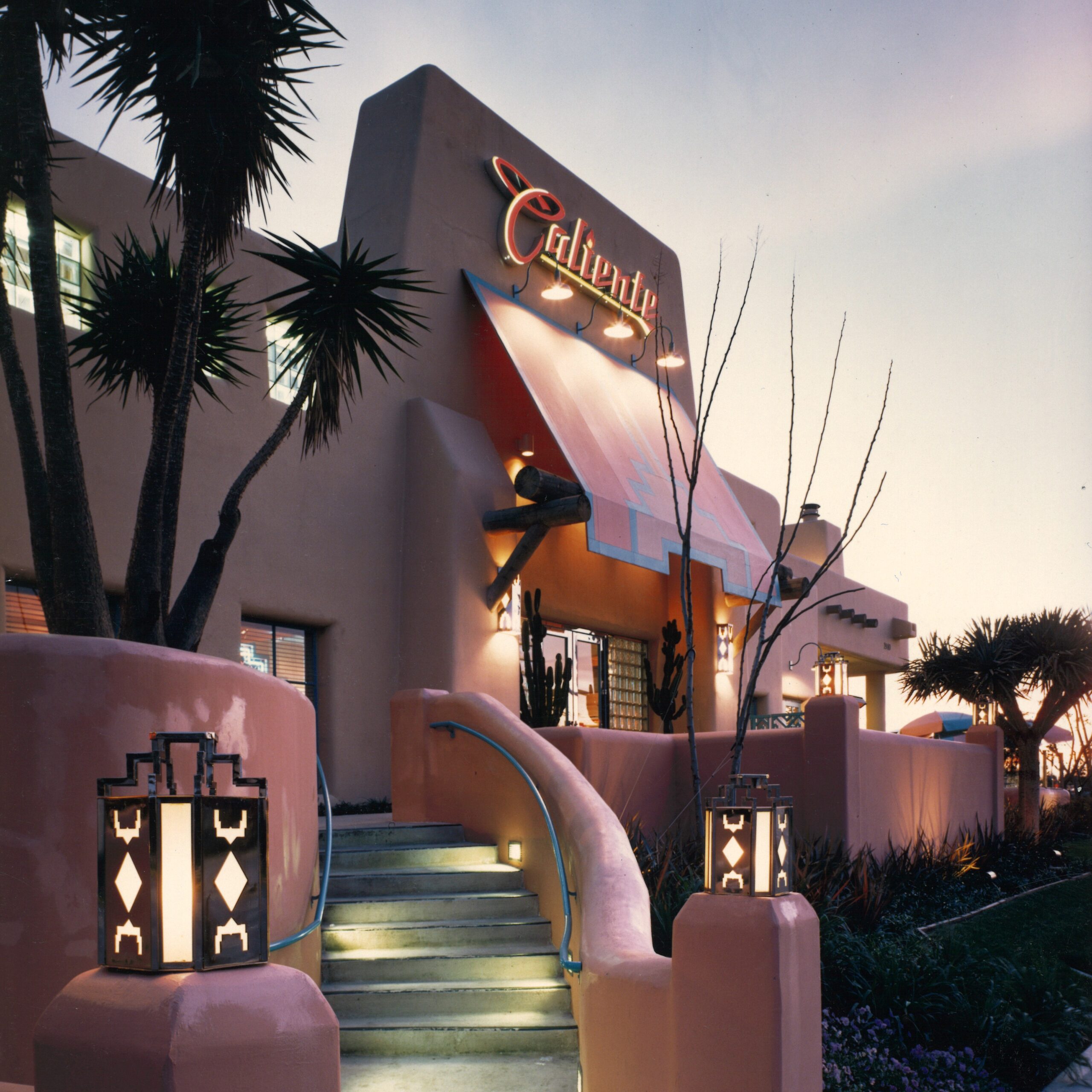 Caliente - Leesak Architects, Inc.